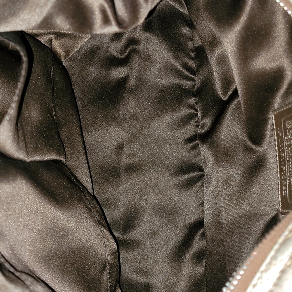 Auth Coach - Picture 6 of 8